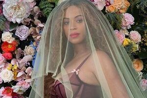 Бейонсе готується народити двійню