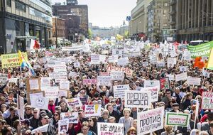 Против снесения хрущевок в Москве прошла многочисленная акция протеста