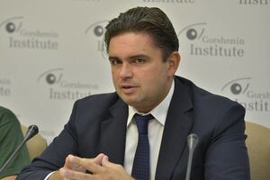 Зараз на кордонах ситуація вкрай складна: великий наплив людей, відсутність логістики і хаотичність системи