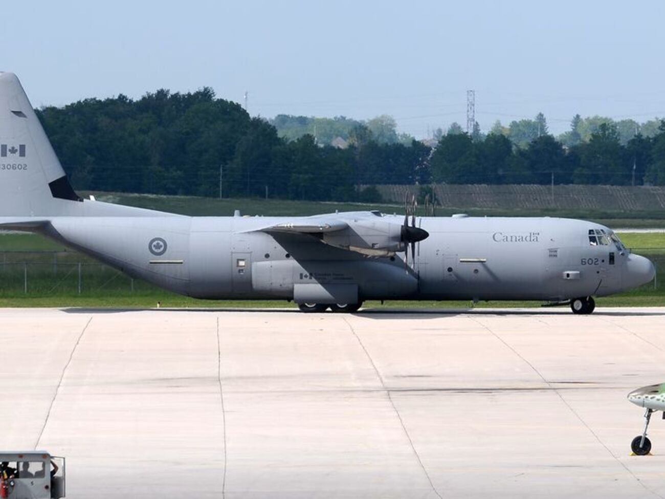 Місію виконають на канадському літаку спостереження C130-J