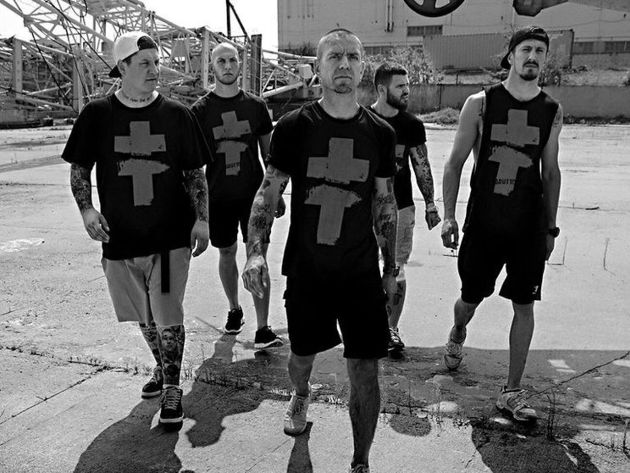 Brutto: Наша группа уходит из большой политики (там все ясно) &ndash;&nbsp;в большую религию (там все туманно)