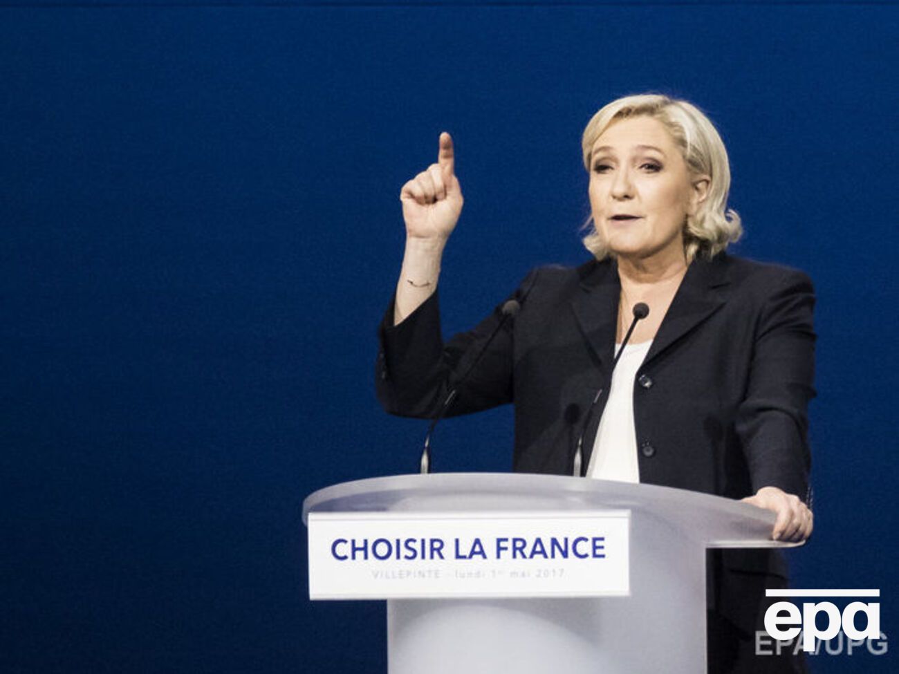 Ле Пен дословно повторила речь выбывшего в первом туре конкурента