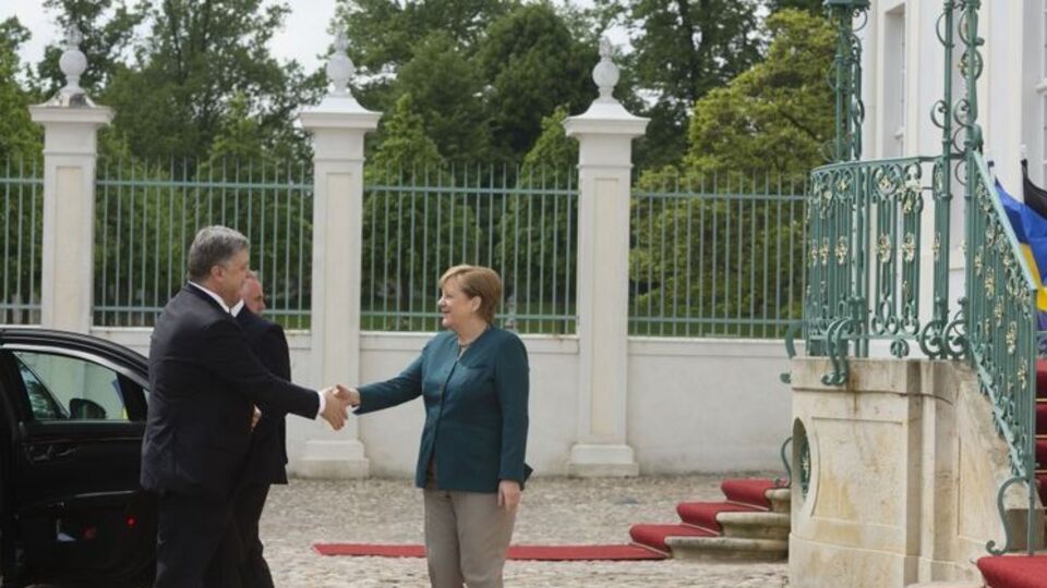 Порошенко и Меркель встретились 20 мая