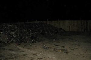 Правоохоронці поки не підтвердили, що сміття, скинуте у Київській області, зі Львова