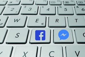 На Facebook призывы к убийству президента США удаляются модераторами, утверждает The Gurdian