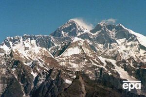 Шестеро людей загинуло на Евересті цього року