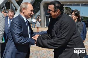 Путін вручив Сігалу паспорт громадянина РФ у листопаді минулого року