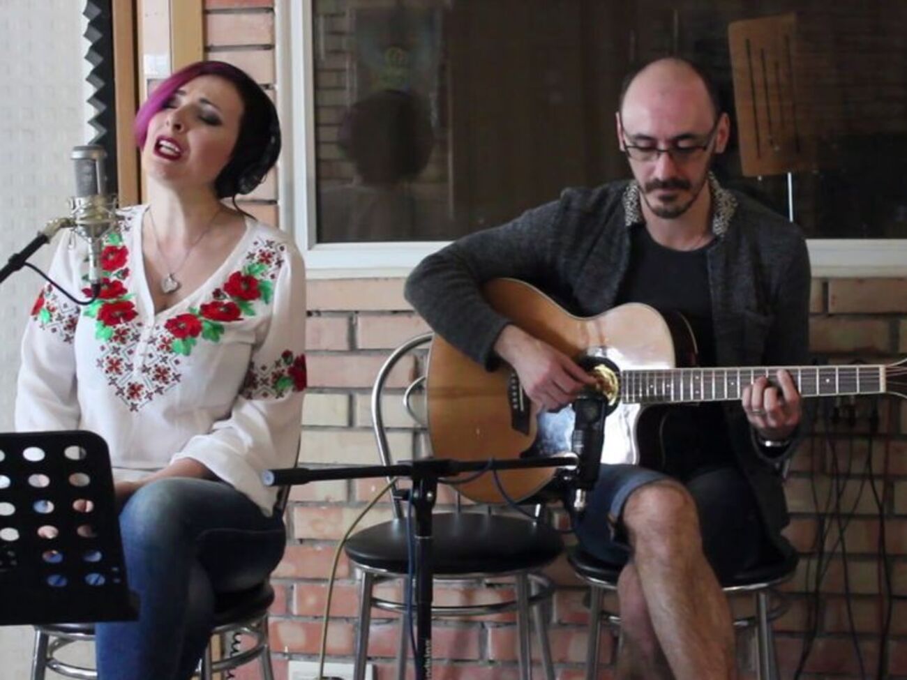 Одольська заспівала українською Amar Pelos Dois