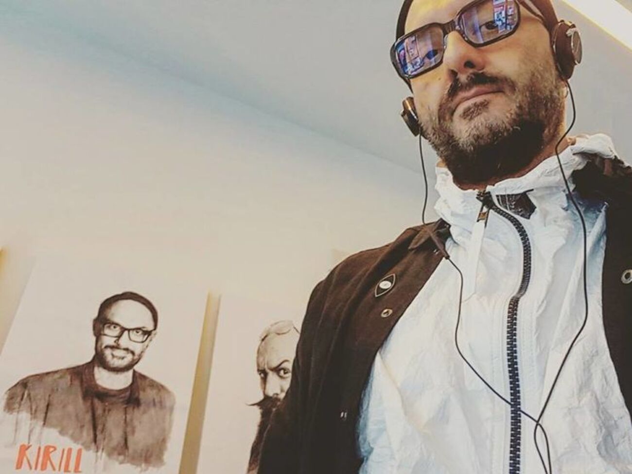 Серебренников на телефонные звонки не отвечает