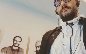 Серебренников на телефонные звонки не отвечает