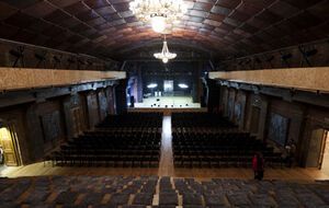 Проверка якобы началась после жалоб на брань, пропаганду аморального поведения и порнографию в постановках "Гоголь-центра"