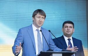 Источники рассказали о разногласиях Кутового с Гройсманом