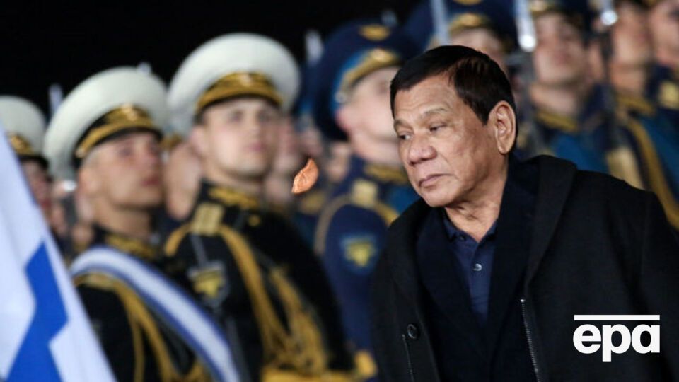 Дутерте досрочно покинул Москву