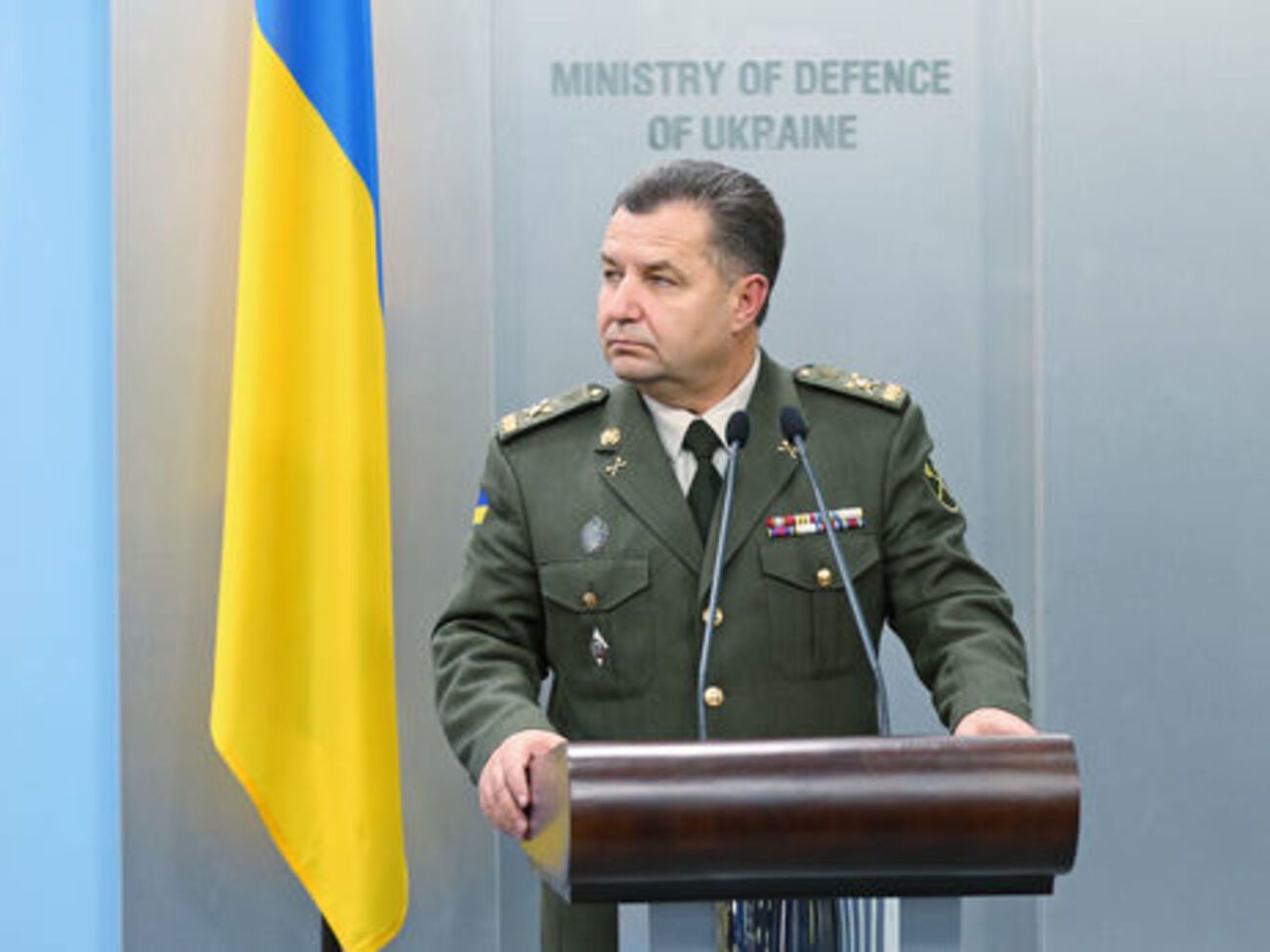 Полторак: Росія повністю контролює терористичні угруповання