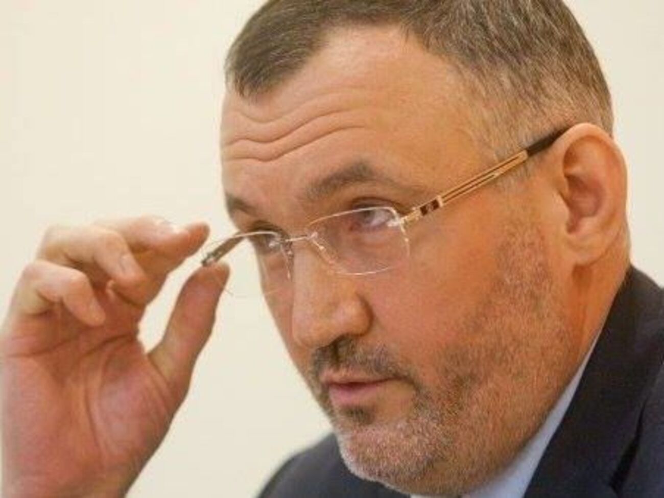Кузьмін стверджував, що стосовно Турчинова відкрито кримінальне провадження