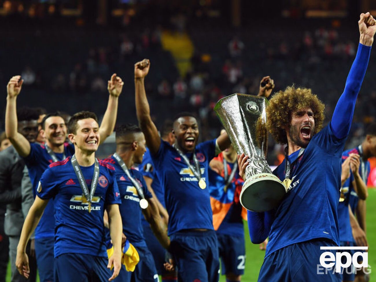 Трофей Ліги Європи вирушає до Англії