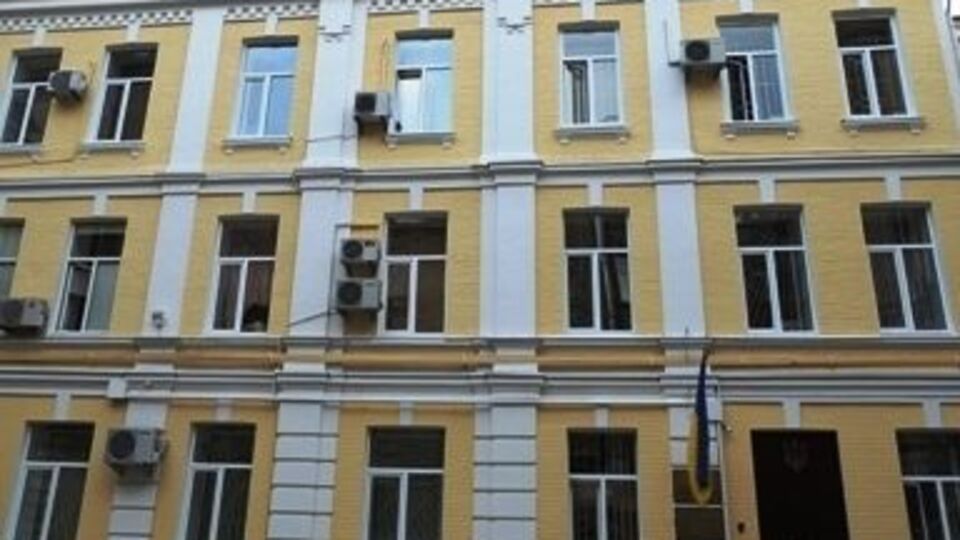 Печерський суд відпустив уже п'ятьох колишніх податківців