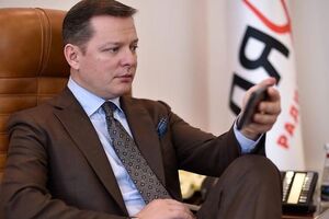 У влади немає грошей, щоб вивозити поранених бійців із фронту, а на показуху з вертольотами – є
