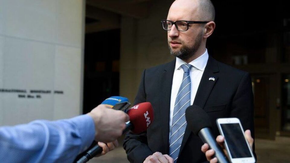 Сенченко заявил, что по поводу Яценюка договорились "отцы нации"