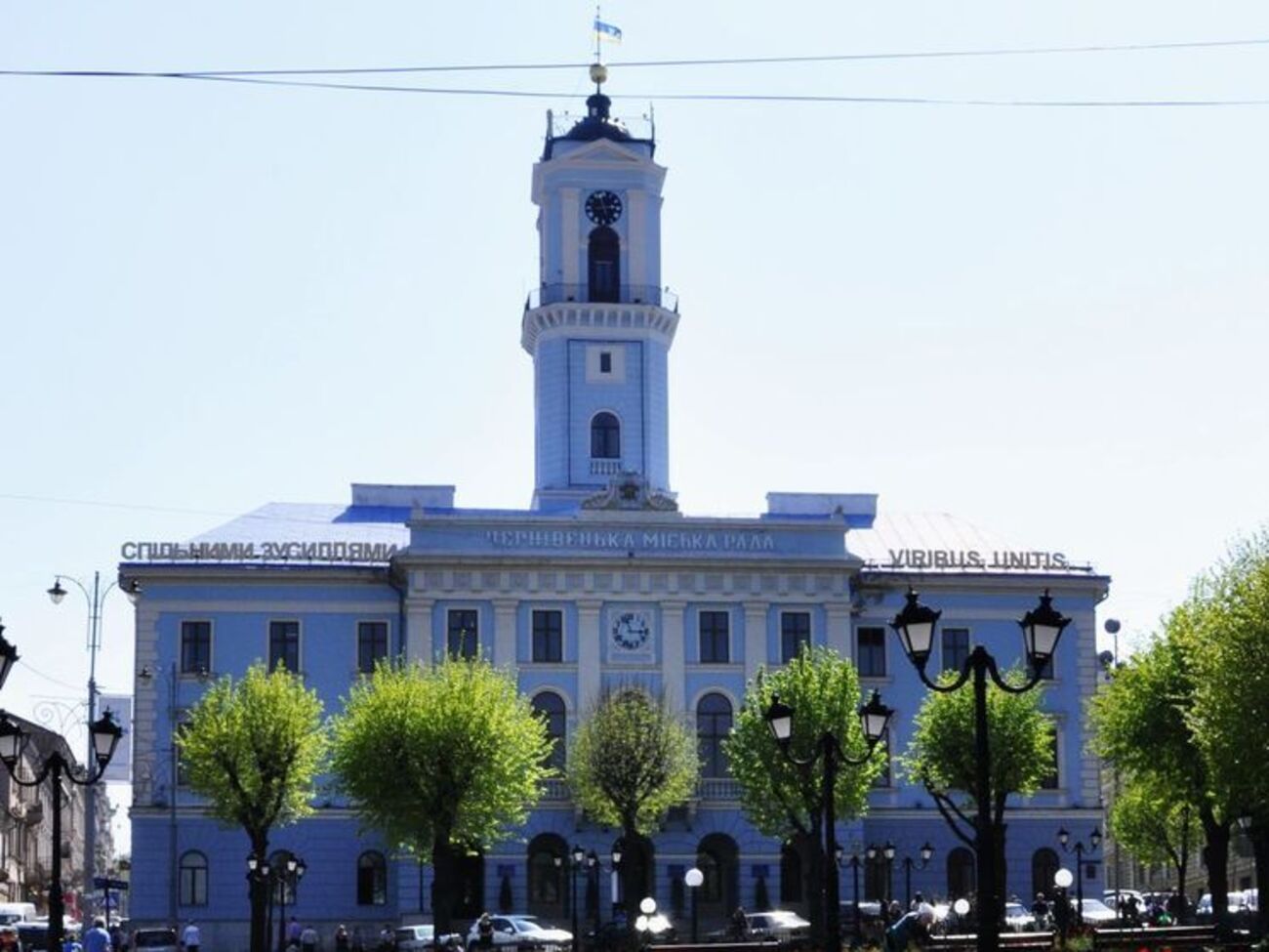 Міськрада Чернівців рекомендувала меру звільнити колишніх регіоналів