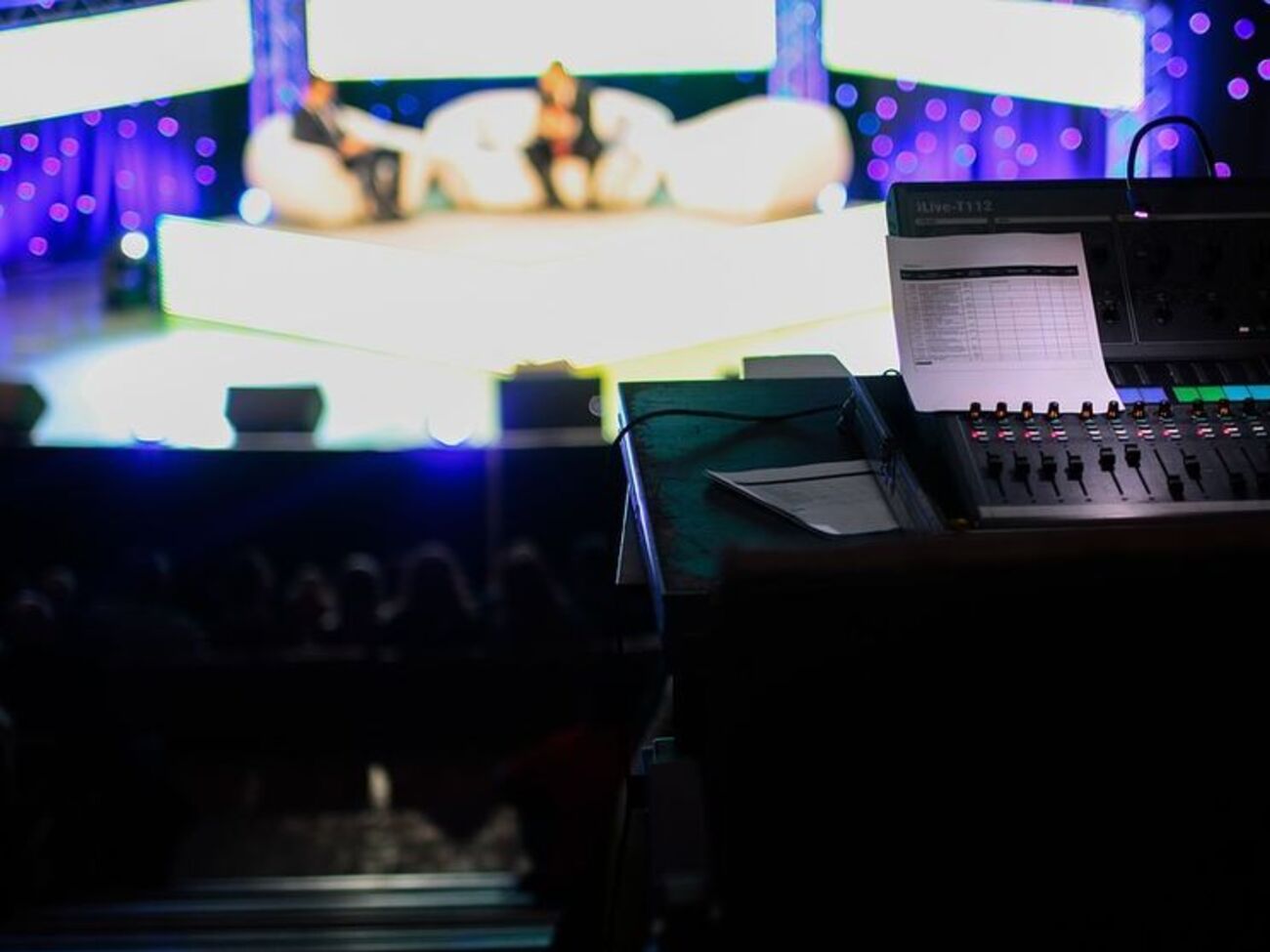 Штаб Навального: Друг Путина скупил все СМИ России