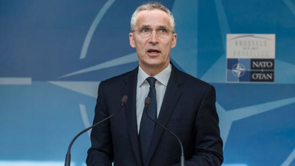 Столтенберг: Росія стоїть на порядку денному НАТО