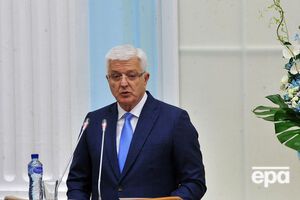 Маркович заявив, що "це природно, коли президент Сполучених Штатів перебуває в першому ряду"