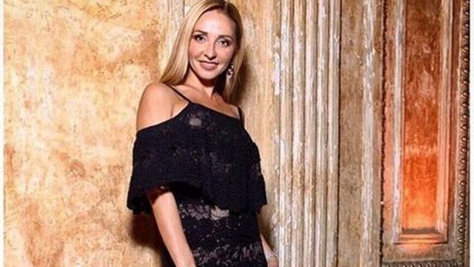 Навка: Французская полиция решила тоже поучаствовать в съемках для журнала Tatler Russia