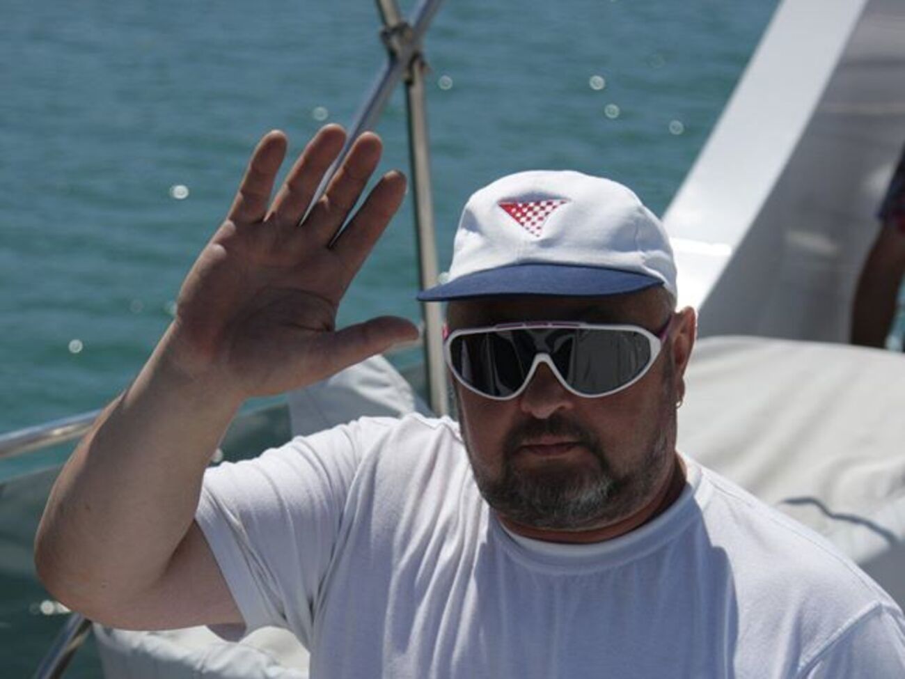 Породжуючи зони хаосу, Росія робить своїм сусідам "щеплення" для реальних реформ