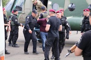 Більшість затриманих доправляли до Києва на вертольотах