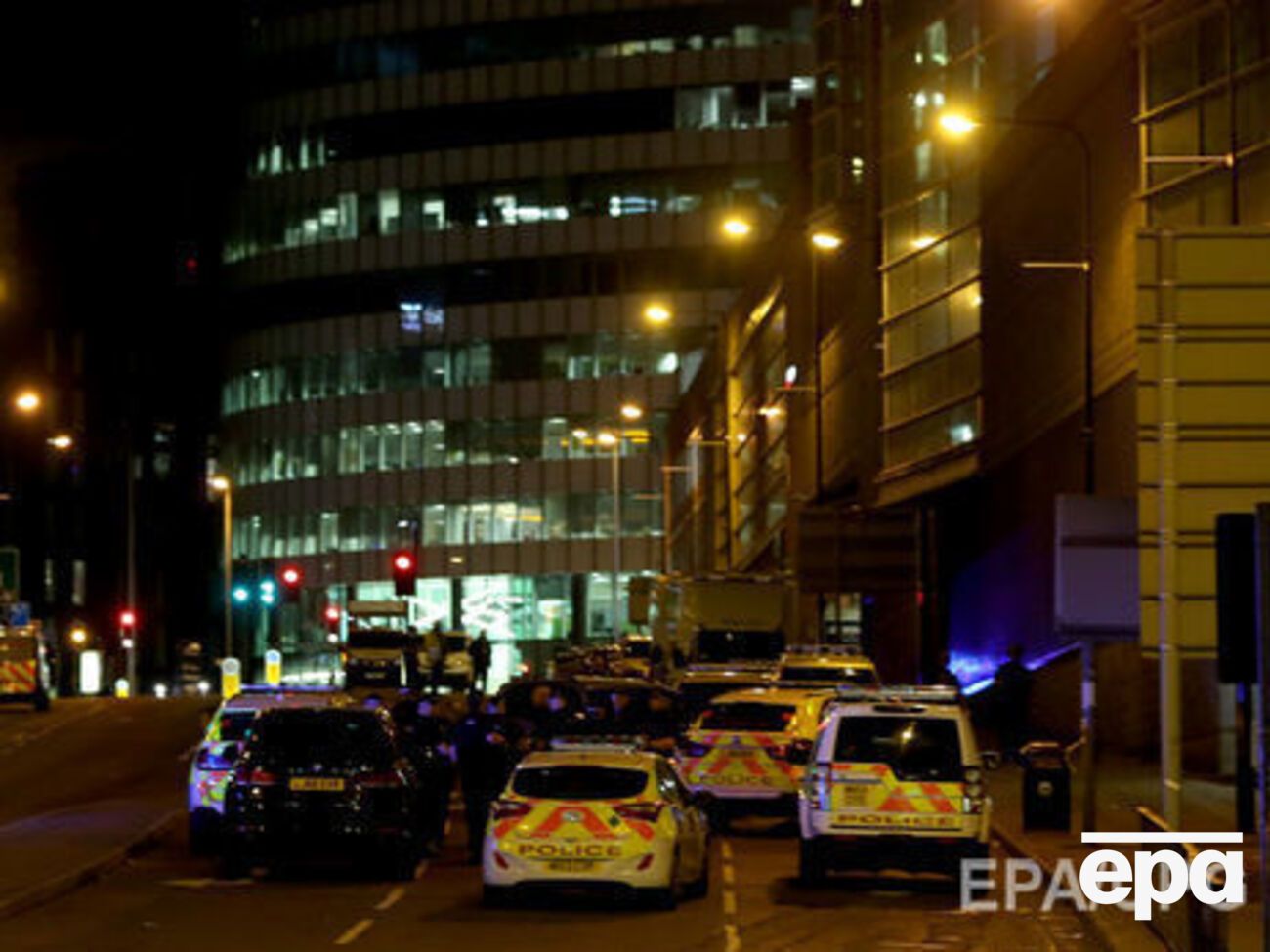 Взрыв на стадионе в Манчестере произошел 22 мая около 22.30