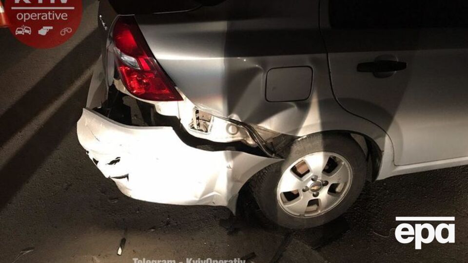 Водій Генпрокуратури забув у авто своє посвідчення