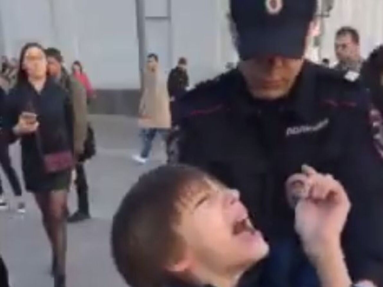 Журналіст Клименюк про затримання дитини: Російське суспільство прийняло нав'язувані йому владою уявлення про норми, скріпи та повний контроль