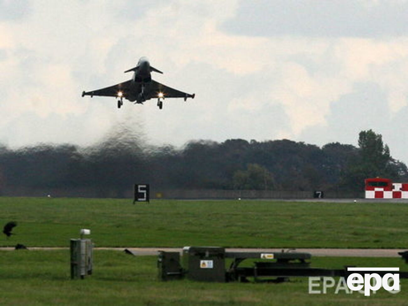 В последние годы военно-воздушные силы Британии все чаще фиксируют у британских границ российские военные самолеты