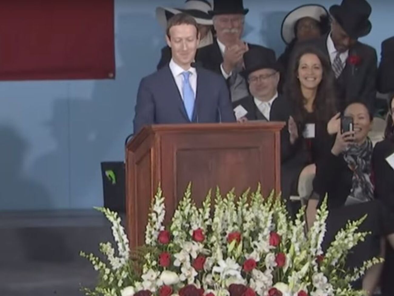 Цукерберг: Помню, как хотел соединить все сообщество Гарварда