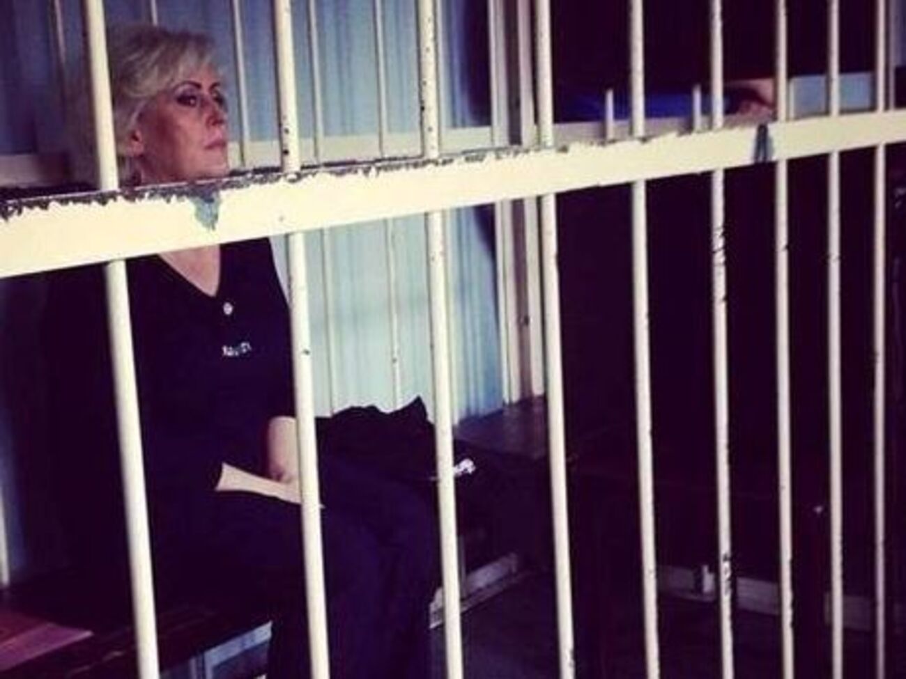 Прокуратура: Обвиняемая вела себя так, что суд был вынужден принять решение об удалении ее из зала за неуважение к суду