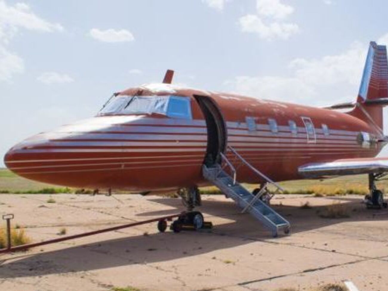 В США продали самолет Элвиса Пресли