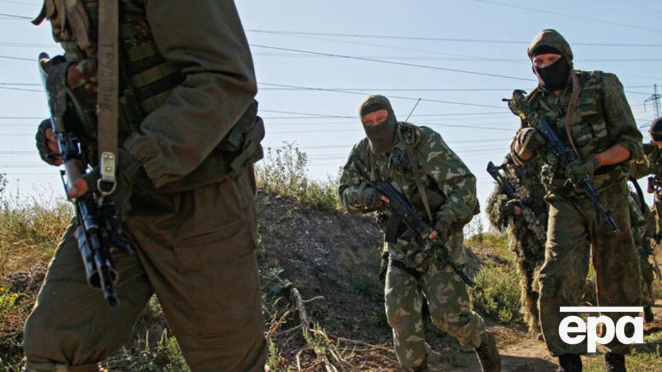 Командир сбежал с деньгами для боевиков – разведка
