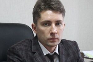 Тело заместителя директора КБ "Арматура" Андрея Арзуманова обнаружено рядом с личным автомобилем