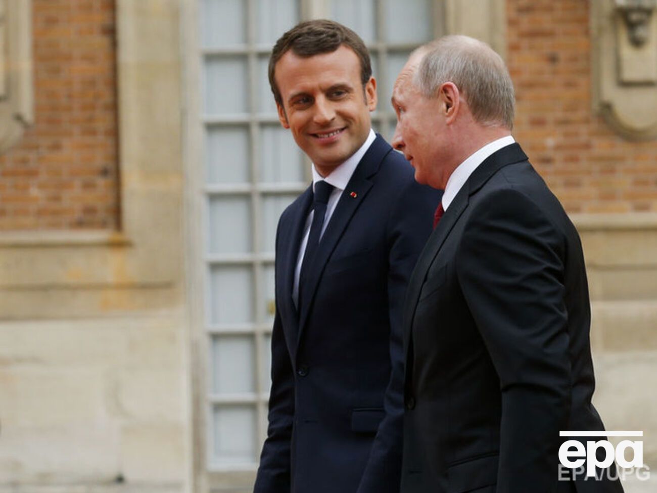Макрон и Путин встретились в Версале
