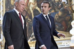 Макрон у присутності Путіна говорив про санкції