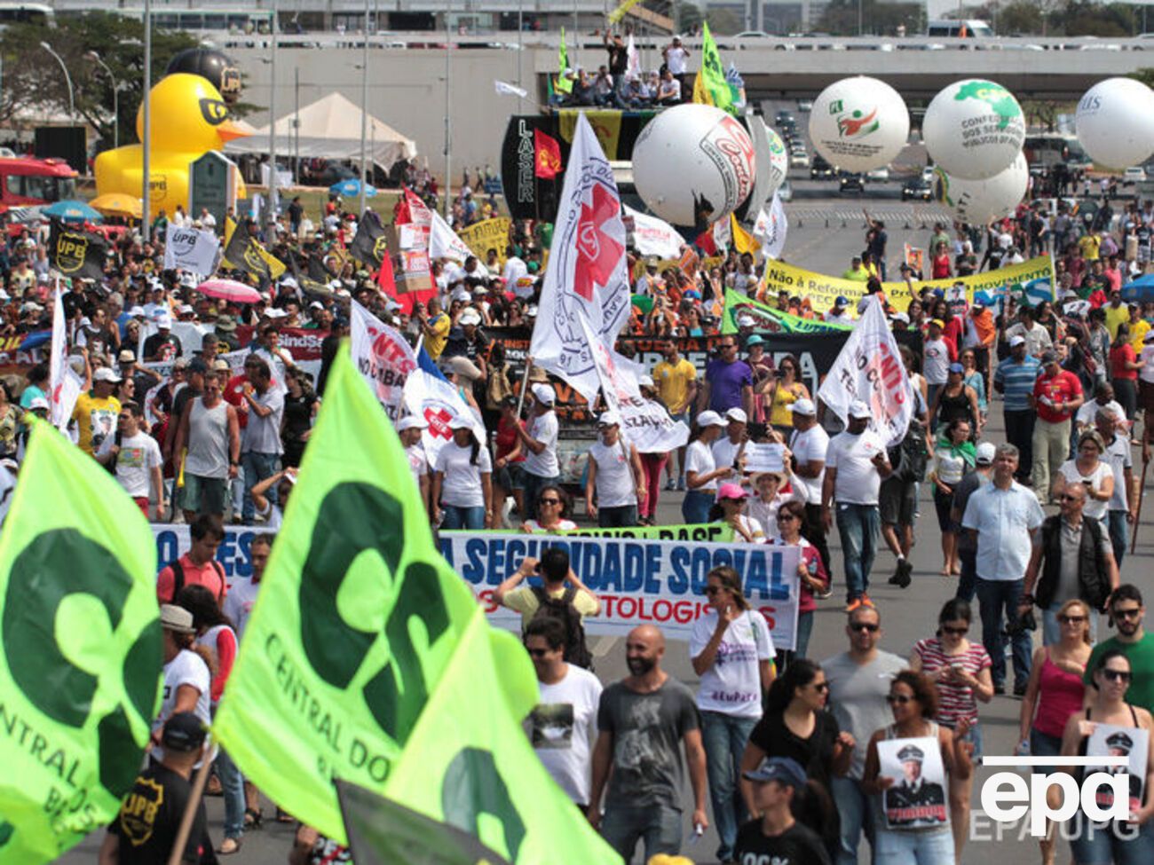 28 квітня в Бразилії пройшов багатомільйонний страйк