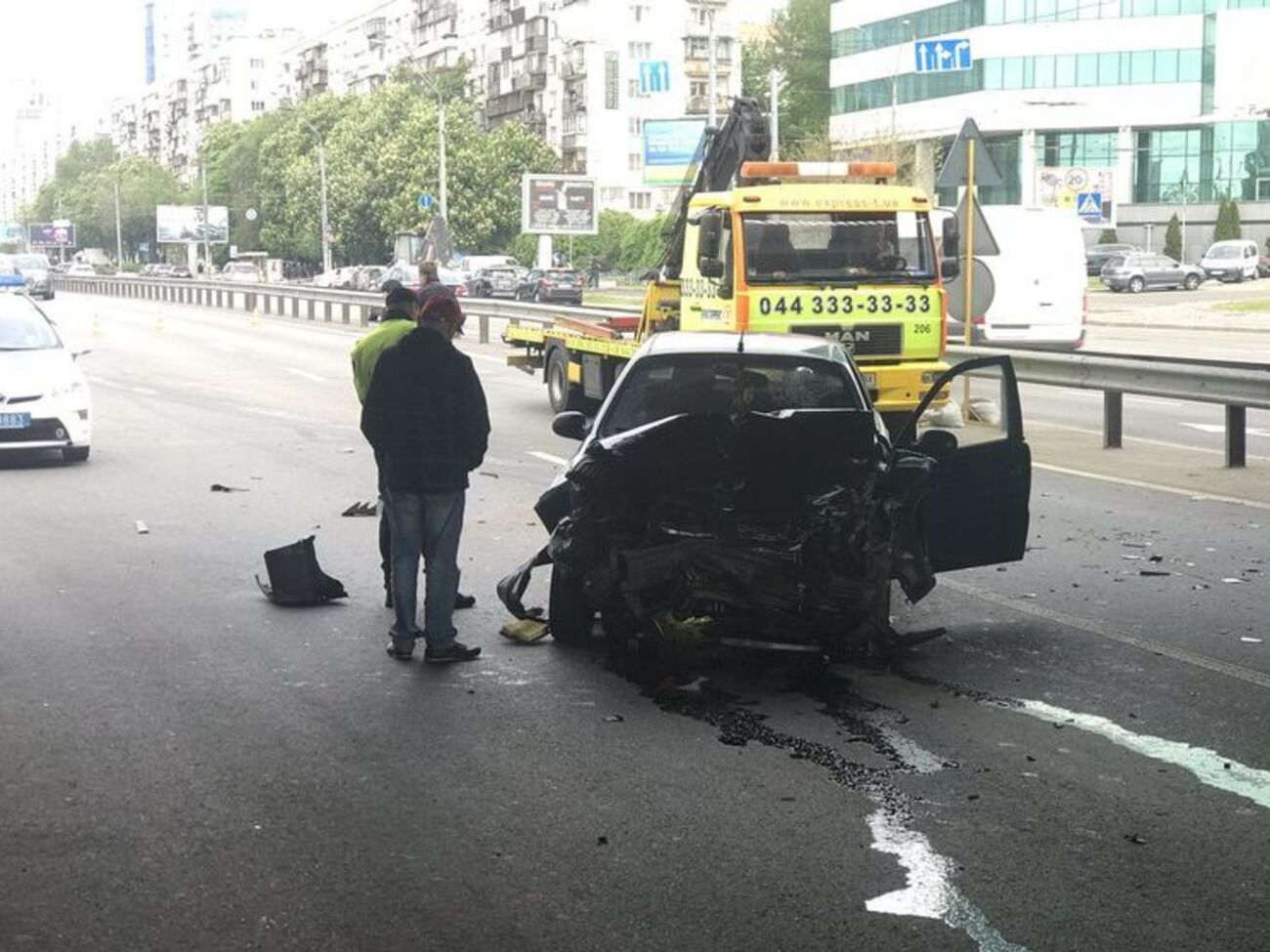 Унаслідок ДТП постраждало двоє людей