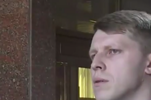 Прокуратура зазначила, що надала докази того, що Мартиненко є безпосереднім контролером підприємства Steuermann