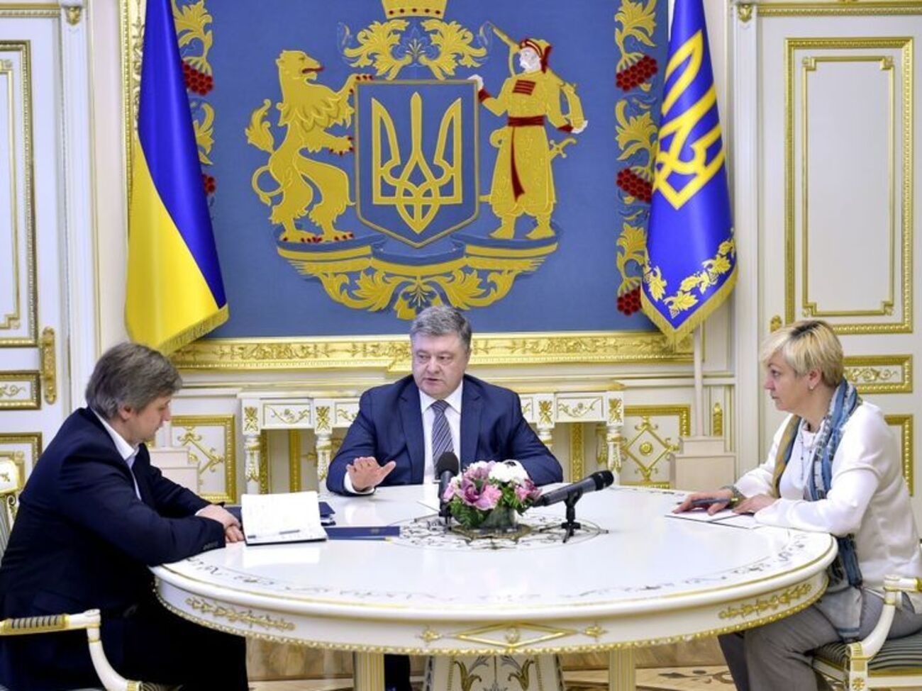 Порошенко: Золотовалютные резервы государства составят $18,4 млрд США