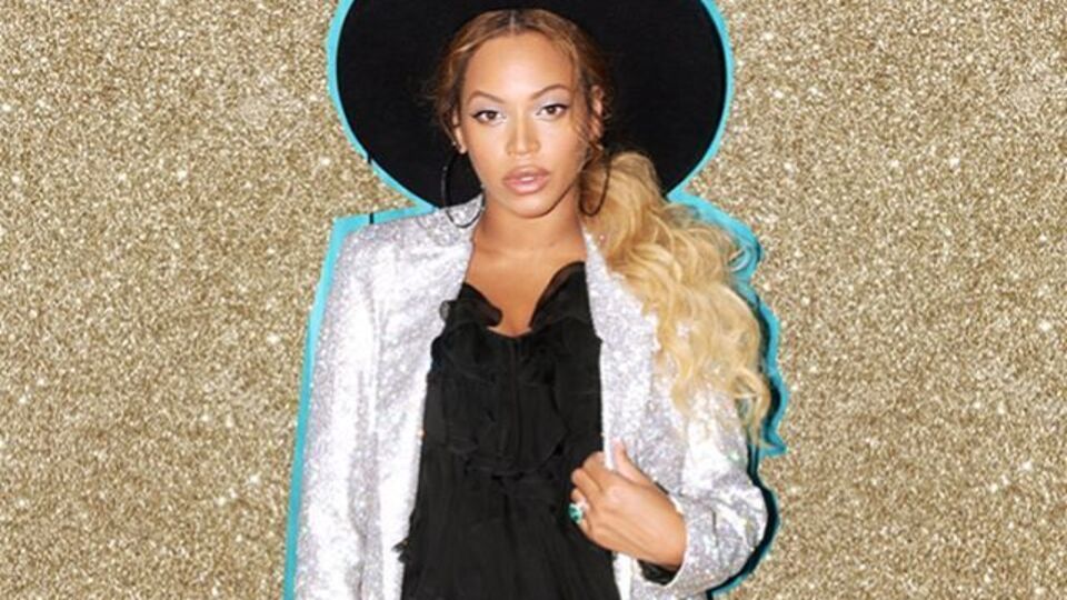 Бейонсе незабаром народить двійню