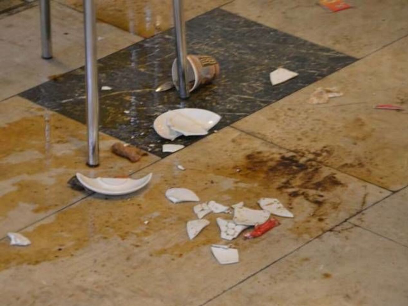 Последствия беспорядков в здании облсовета Львова