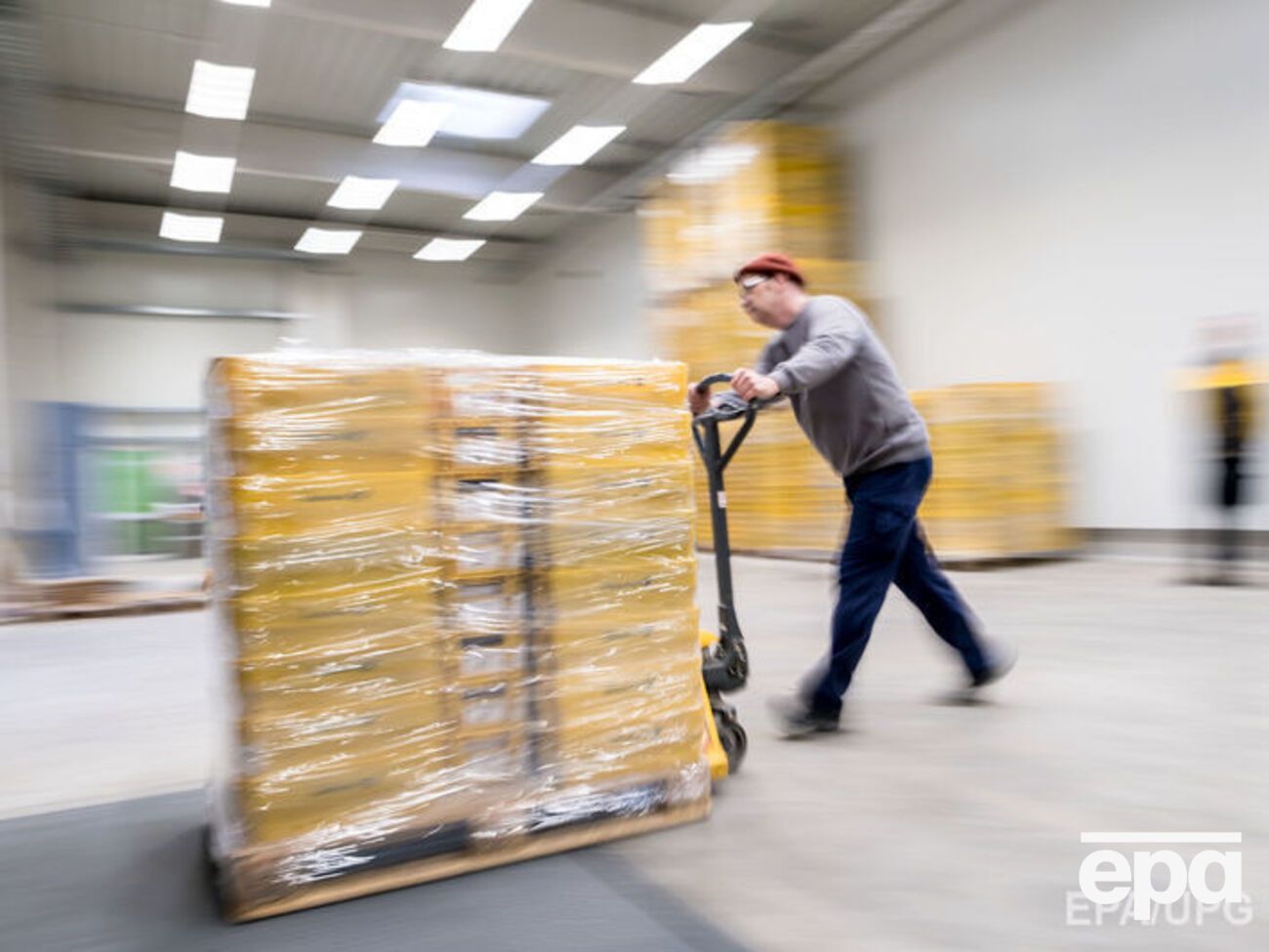 Госфискальная служба Украины заверила, что указаний блокировать ввоз товаров, купленных в иностранных интернет-магазинах, таможенники не получали