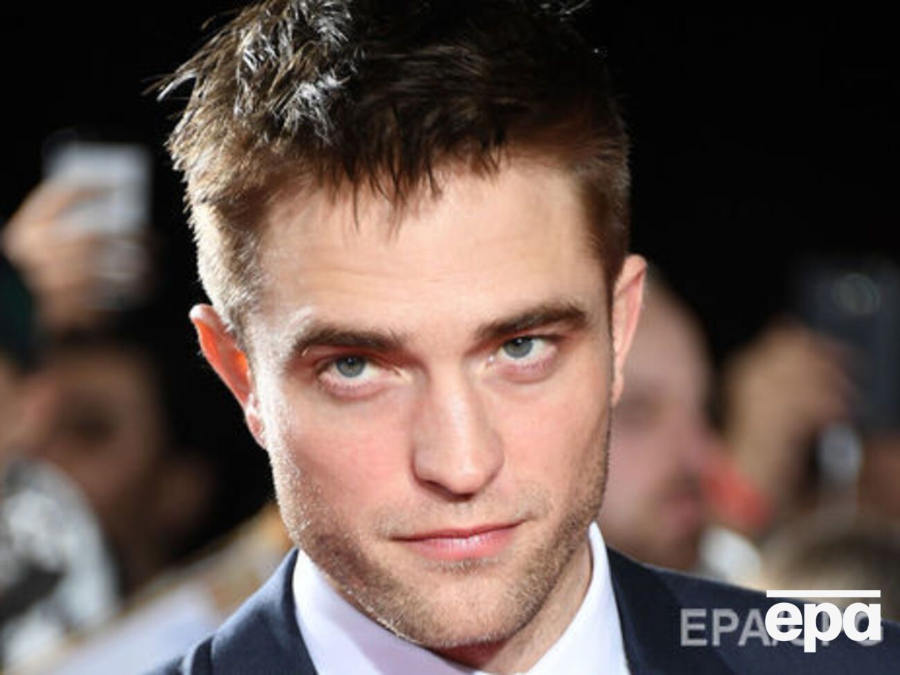 Паттинсон позировал для Crash