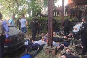 Князев: Сегодня в Винницкой области полицейские "уложили лицом в землю" 42 человека с оружием